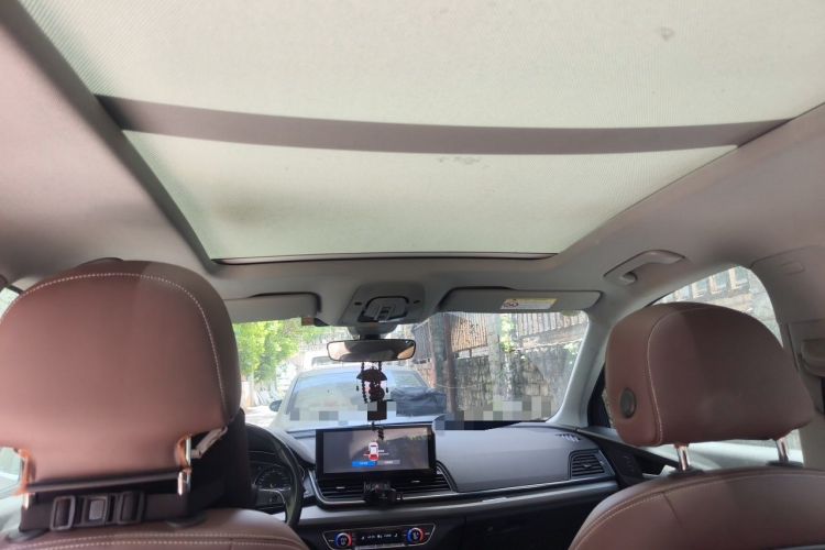 Used Audi Q5L 2018 40 TFSI Prestige Edition China VI Emission Standard Headliner