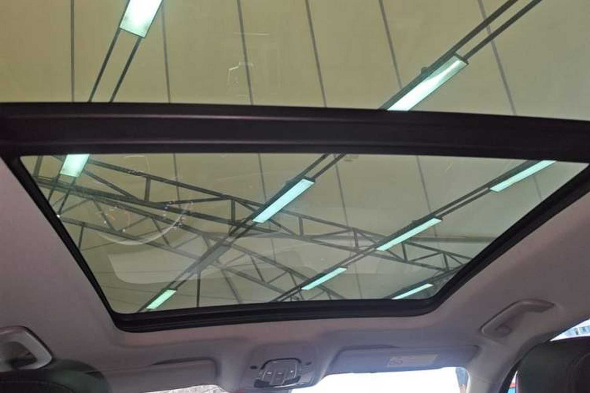 Used Audi Q5L 2018 40 TFSI Prestige Edition China VI Emission Standard Headliner
