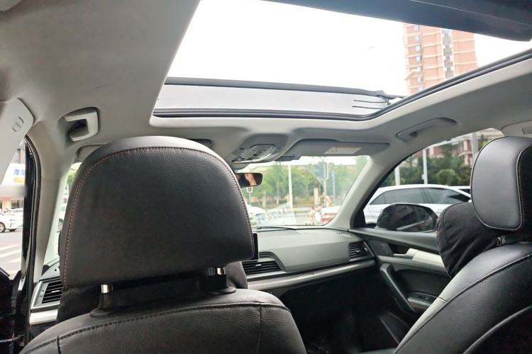 Used Audi Q5L 2018 40 TFSI Prestige Fashion Edition China V Headliner