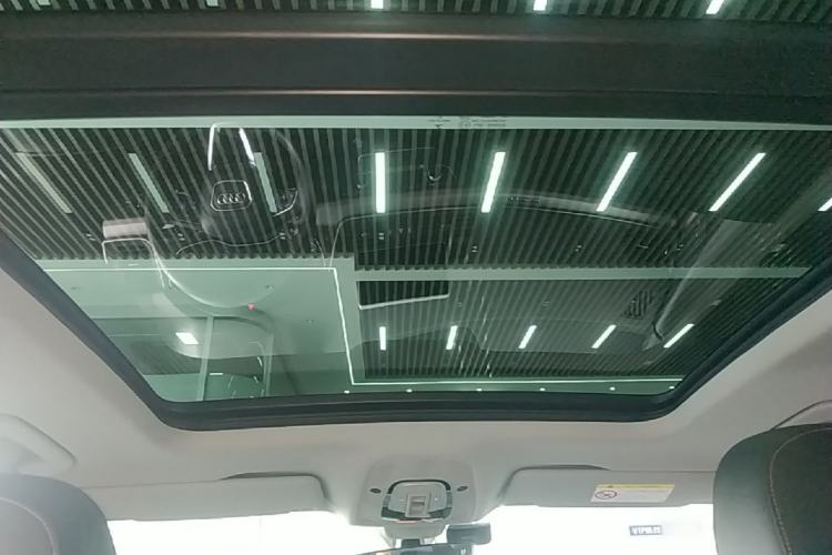 Used Audi Q5L 2018 40 TFSI Prestige Fashion Edition China VI Headliner