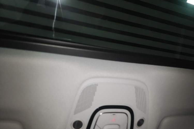 Used Audi Q5L 2018 40 TFSI Prestige Fashion Edition China VI Headliner