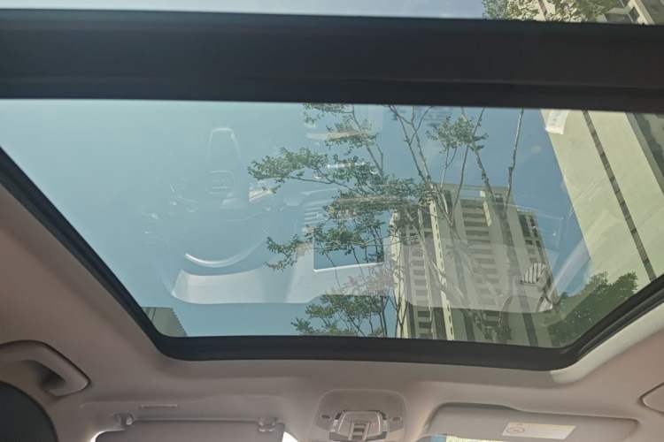 Used Audi Q5L 2018 45 TFSI Prestige Fashion Edition China V Emission Standard Headliner
