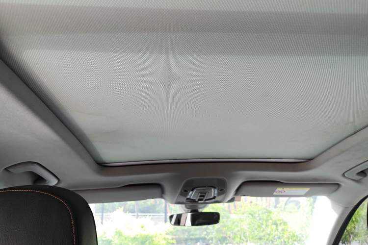 Used Audi Q5L 2018 40 TFSI Prestige Fashion Edition China VI Headliner