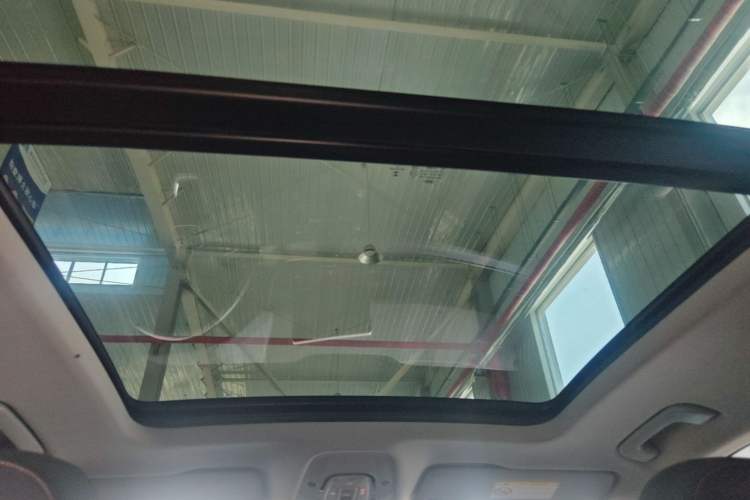 Used Audi Q5L 2018 40 TFSI Prestige Fashion Edition China VI Headliner