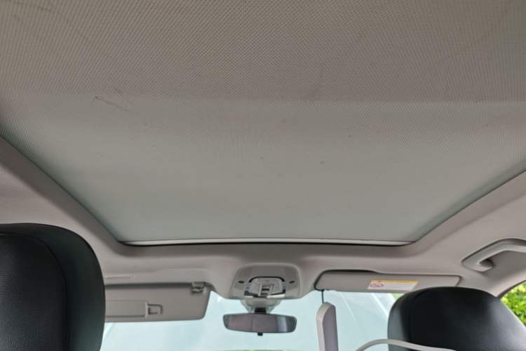 Used Audi Q5L 2018 40 TFSI Prestige Fashion Edition China VI Headliner