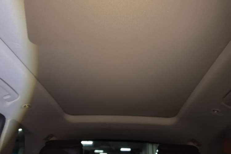 Used Audi Q5L 2018 40 TFSI Prestige Fashion Edition China VI Headliner