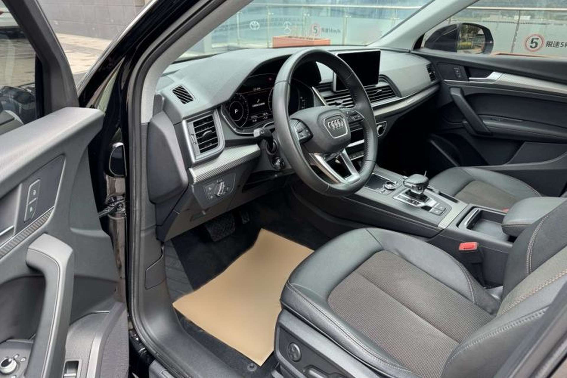 Used Audi Q5L 2018 45 TFSI Prestige Fashion Edition China V Emission Standard Interior 1