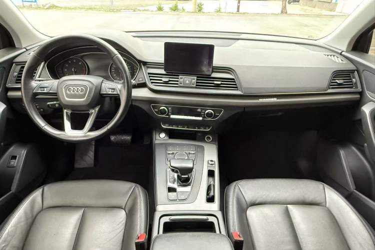Used Audi Q5L 2018 40 TFSI Prestige Edition China V Interior 1