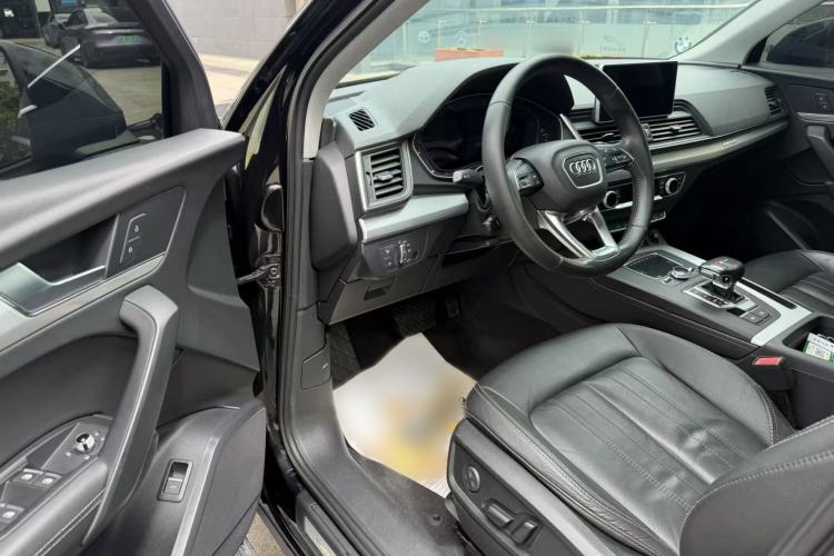 Used Audi Q5L 2018 40 TFSI Prestige Fashion Edition China VI Interior 1
