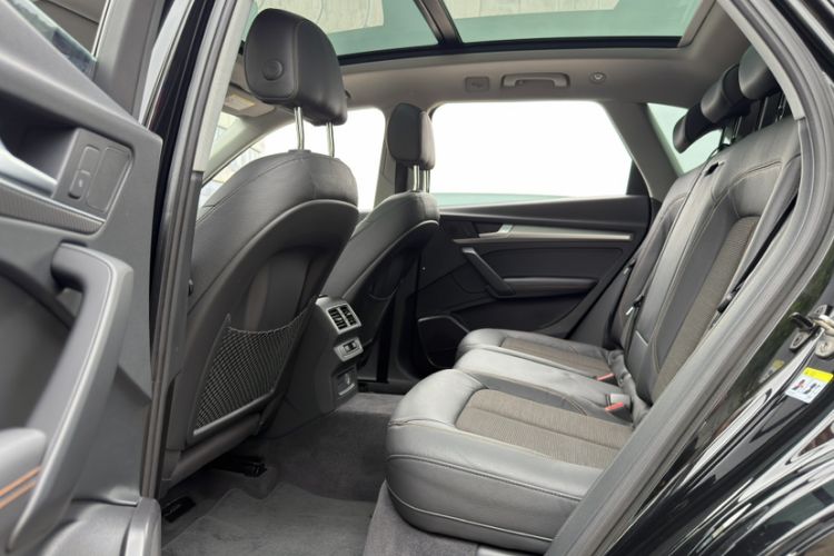 Used Audi Q5L 2018 45 TFSI Prestige Fashion Edition China VI Emission Standard Interior 2