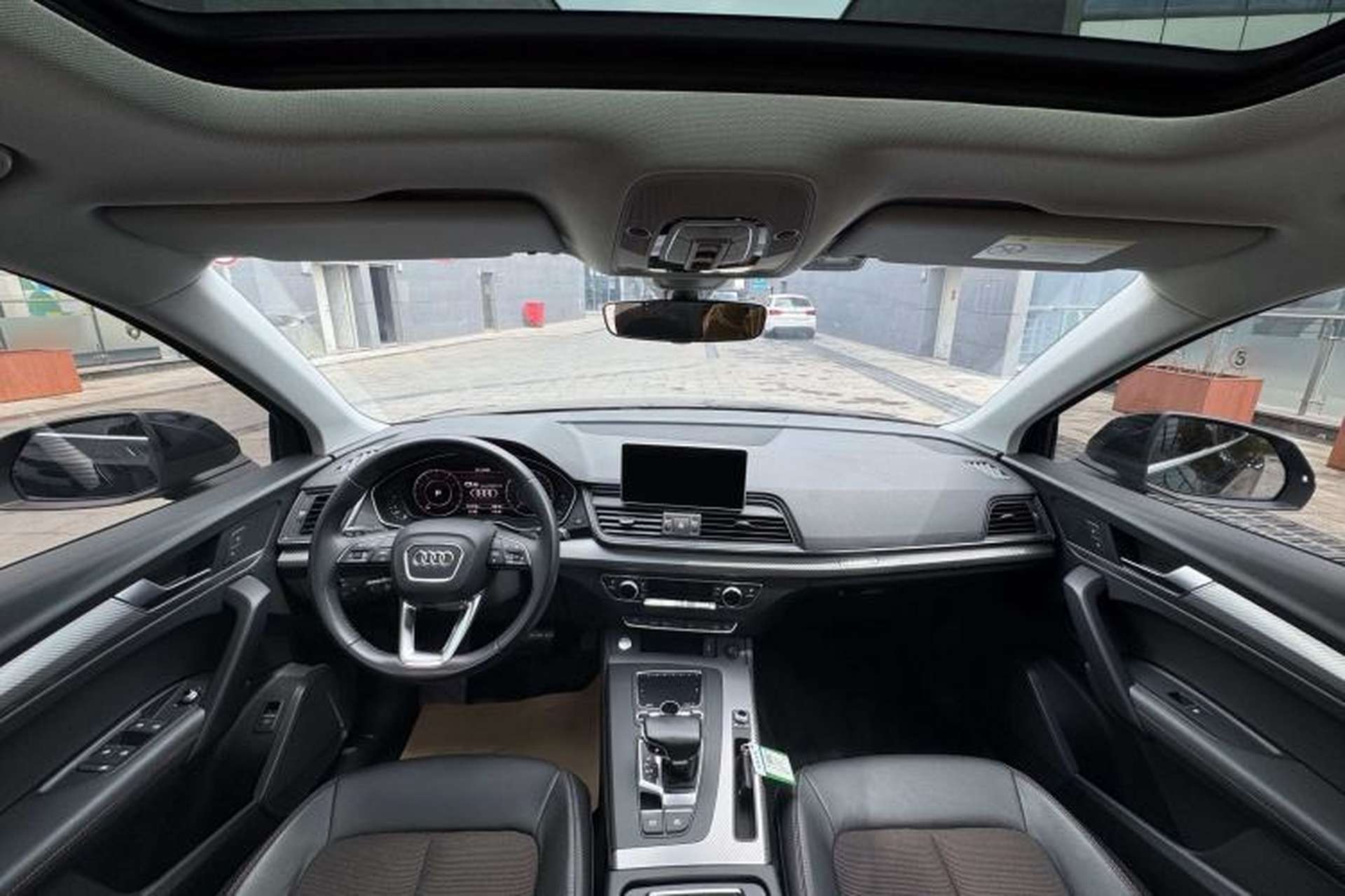 Used Audi Q5L 2018 45 TFSI Prestige Fashion Edition China V Emission Standard Interior 2