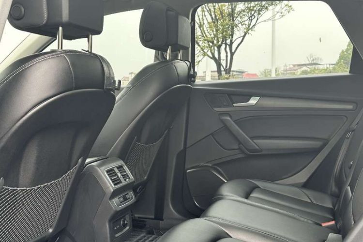 Used Audi Q5L 2018 40 TFSI Prestige Edition China V Interior 2