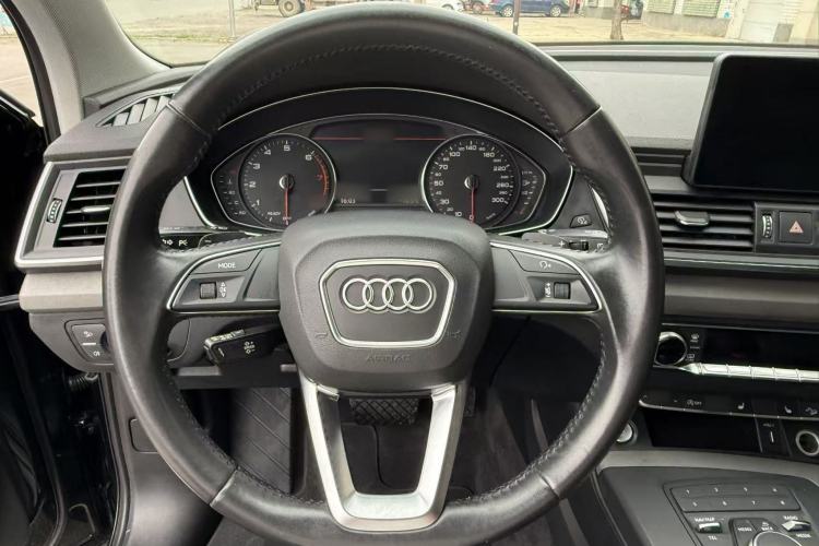 Used Audi Q5L 2018 40 TFSI Prestige Edition China V Interior 2