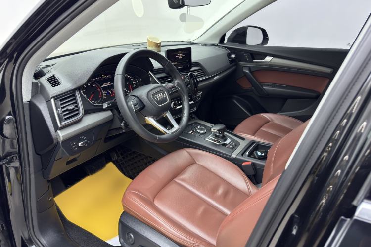 Used Audi Q5L 2018 40 TFSI Prestige Edition China V Interior 2