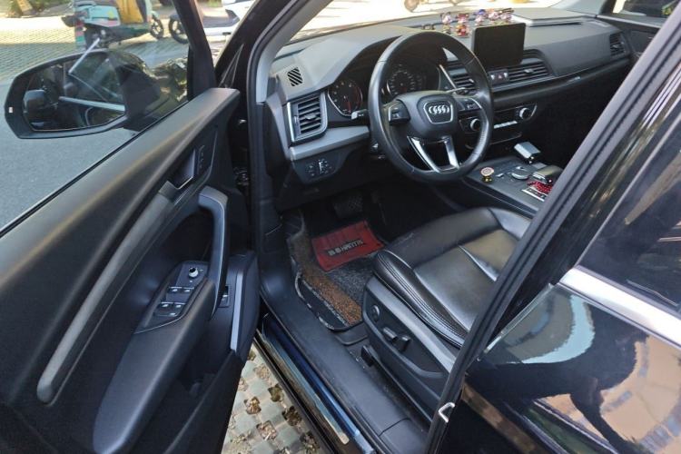 Used Audi Q5L 2018 40 TFSI Prestige Edition China V Interior 3
