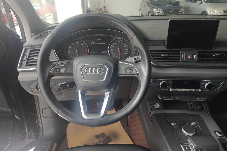 Used Audi Q5L 2018 40 TFSI Prestige Edition China V Interior 3