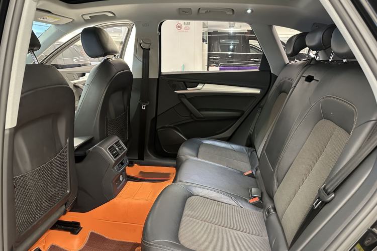 Used Audi Q5L 2018 40 TFSI Prestige Fashion Edition China V Interior 3