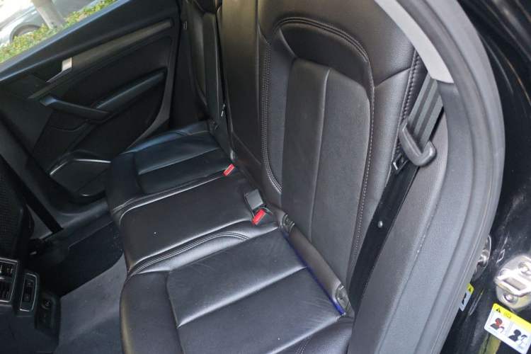 Used Audi Q5L 2018 40 TFSI Prestige Edition China V Interior 4