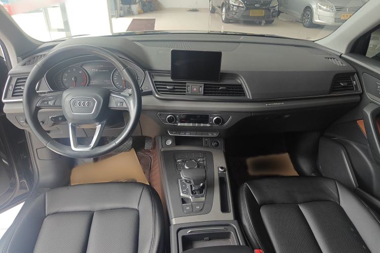 Used Audi Q5L 2018 40 TFSI Prestige Edition China V Interior 4
