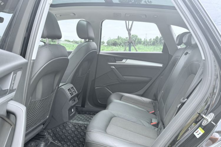 Used Audi Q5L 2018 40 TFSI Prestige Fashion Edition China V Interior 6