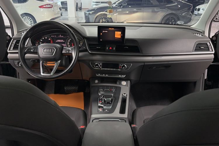 Used Audi Q5L 2018 40 TFSI Prestige Edition China V Interior 9