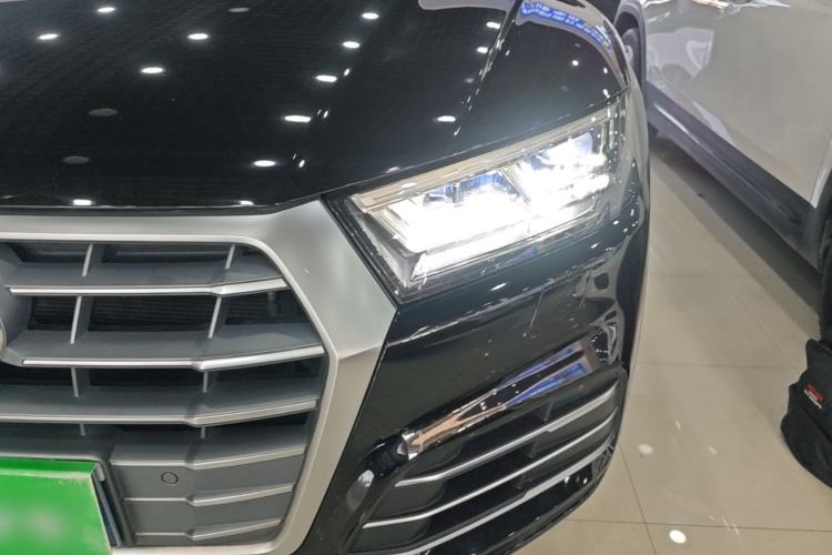 Used Audi Q5L 2018 40 TFSI Prestige Fashion Edition China VI Left Front Headlight