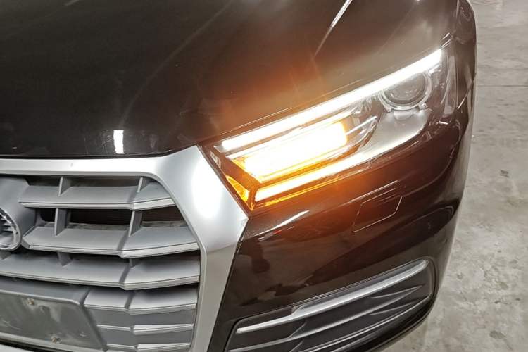 Used Audi Q5L 2018 40 TFSI Prestige Edition China V Left Front Headlight