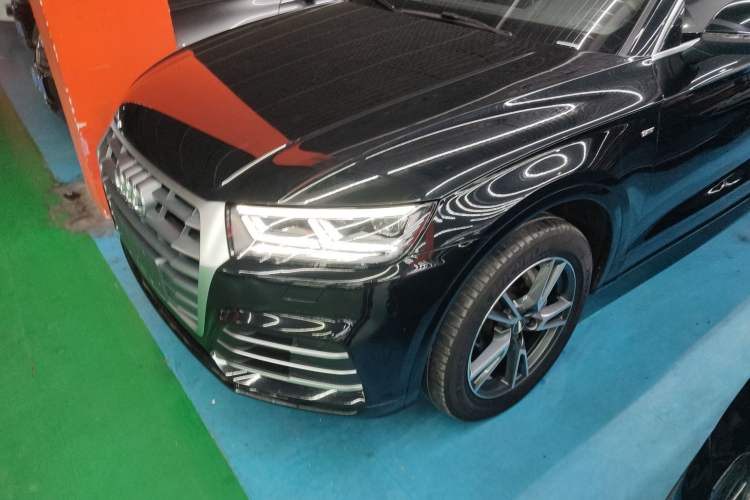 Used Audi Q5L 2018 40 TFSI Prestige Fashion Edition China VI Left Front Headlight