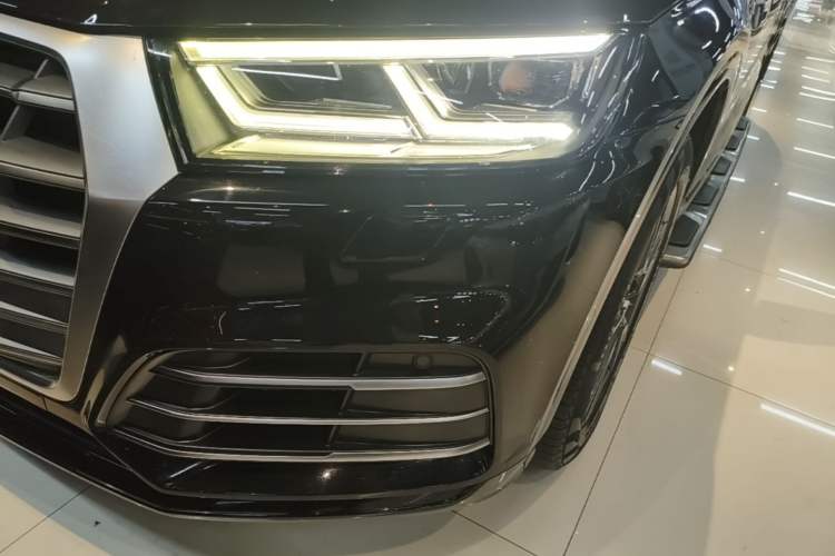 Used Audi Q5L 2018 40 TFSI Prestige Fashion Edition China V Left Front Headlight