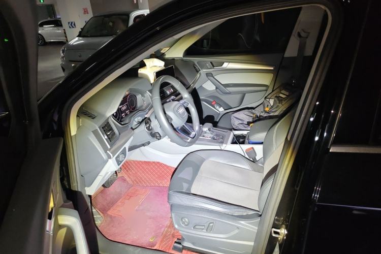 Used Audi Q5L 2018 45 TFSI Prestige Fashion Edition China V Emission Standard Left Front Seat