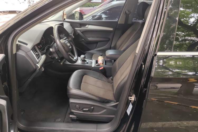 Used Audi Q5L 2018 40 TFSI Prestige Fashion Edition China V Left Front Seat