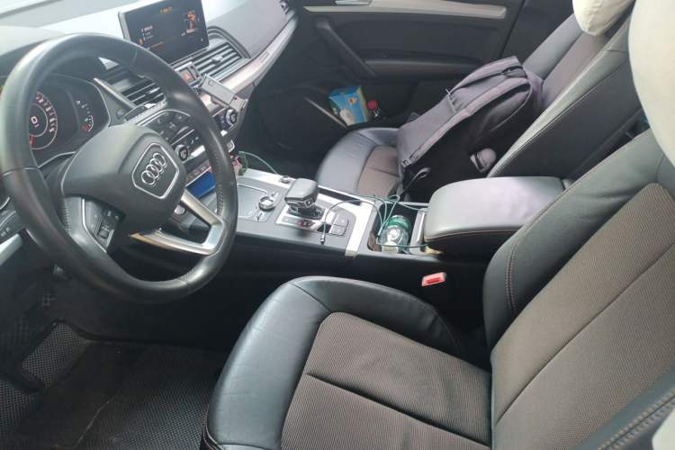 Used Audi Q5L 2018 40 TFSI Prestige Fashion Edition China VI Left Front Seat