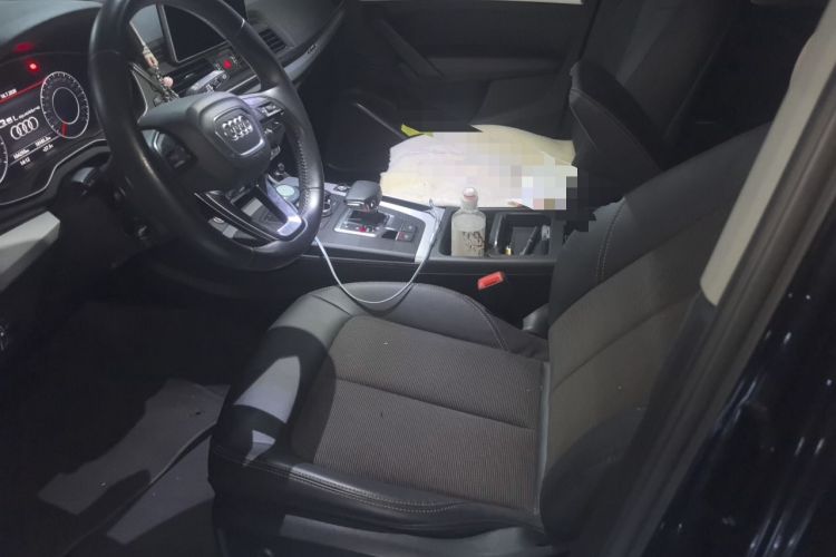 Used Audi Q5L 2018 40 TFSI Prestige Fashion Edition China V Left Front Seat
