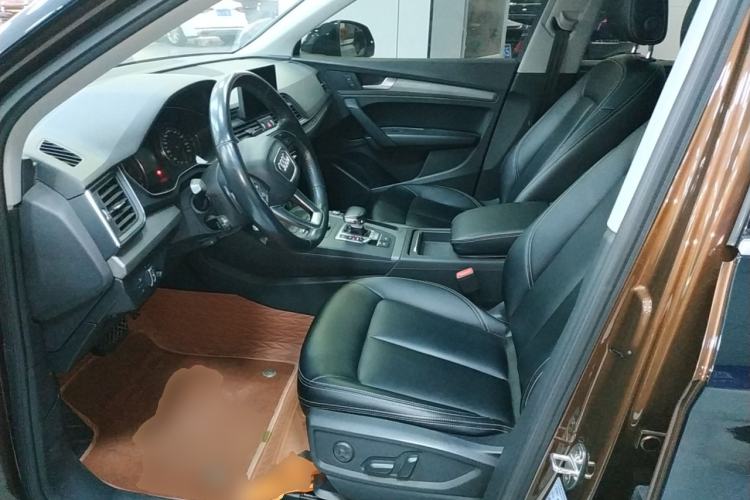 Used Audi Q5L 2018 40 TFSI Prestige Edition China V Left Front Seat