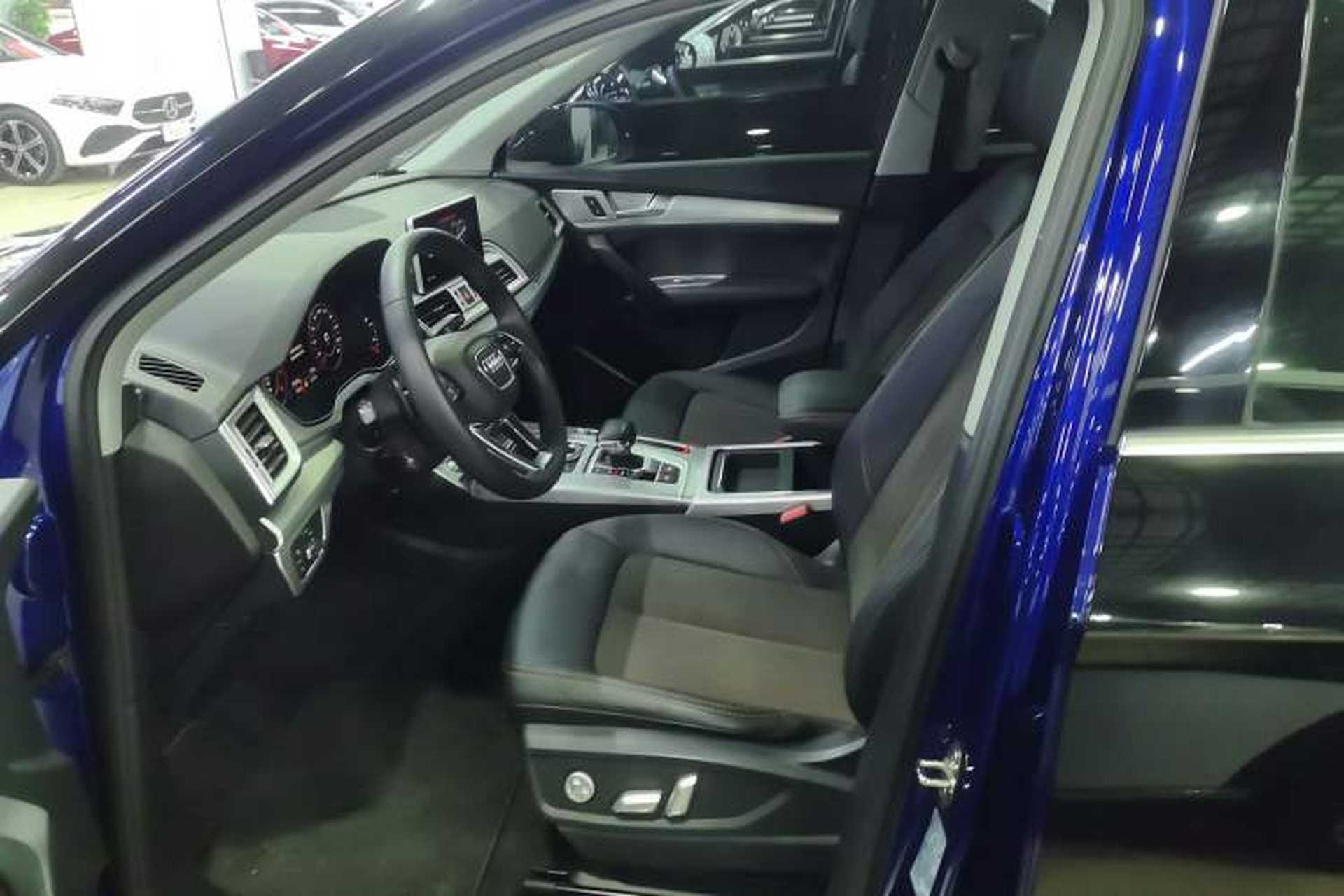 Used Audi Q5L 2018 40 TFSI Prestige Fashion Edition China V Left Front Seat