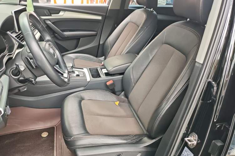 Used Audi Q5L 2018 40 TFSI Prestige Fashion Edition China VI Left Front Seat