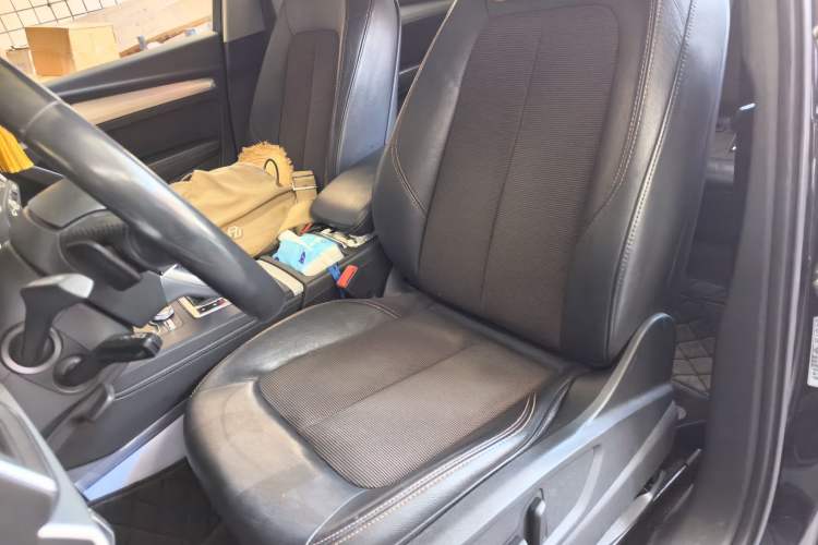 Used Audi Q5L 2018 40 TFSI Prestige Fashion Edition China V Left Front Seat