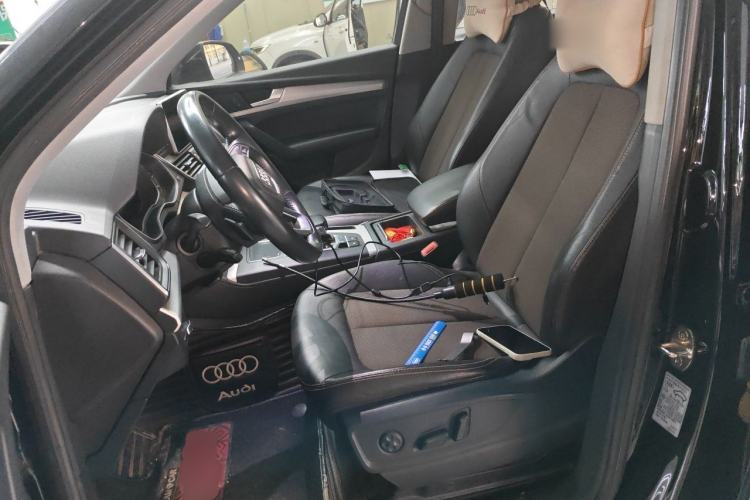 Used Audi Q5L 2018 40 TFSI Prestige Fashion Edition China V Left Front Seat