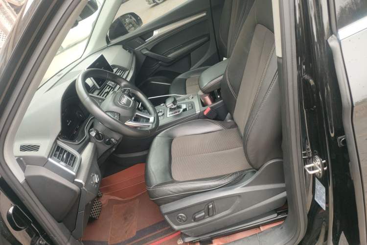 Used Audi Q5L 2018 45 TFSI Prestige Fashion Edition China V Emission Standard Left Front Seat