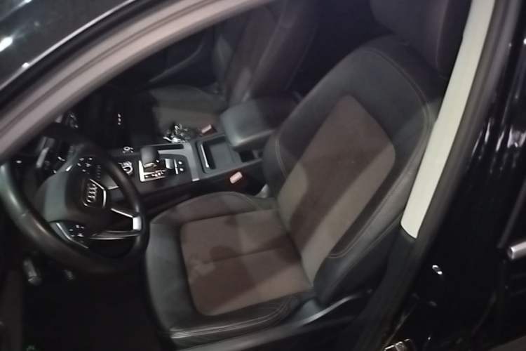 Used Audi Q5L 2018 45 TFSI Prestige Fashion Edition China V Emission Standard Left Front Seat