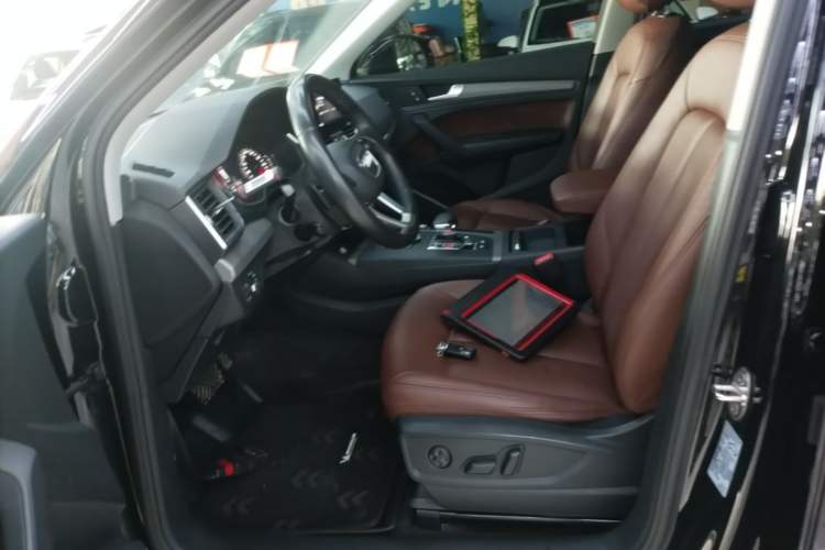 Used Audi Q5L 2018 40 TFSI Prestige Edition China V Left Front Seat