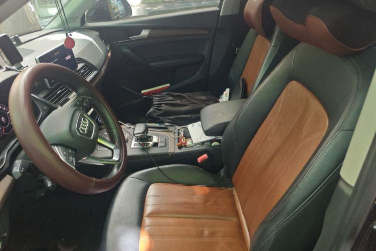 Used Audi Q5L 2018 45 TFSI Prestige Elegant Edition China VI Left Front Seat