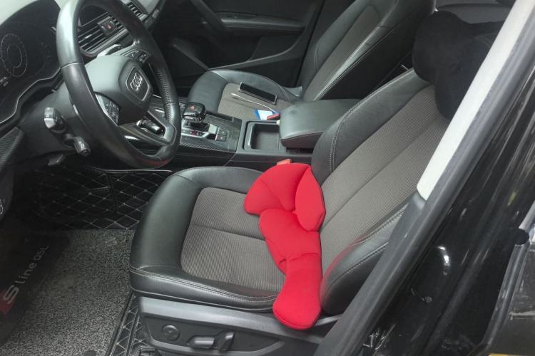 Used Audi Q5L 2018 40 TFSI Prestige Fashion Edition China V Left Front Seat