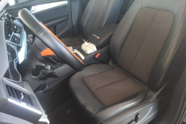 Used Audi Q5L 2018 40 TFSI Prestige Fashion Edition China V Left Front Seat
