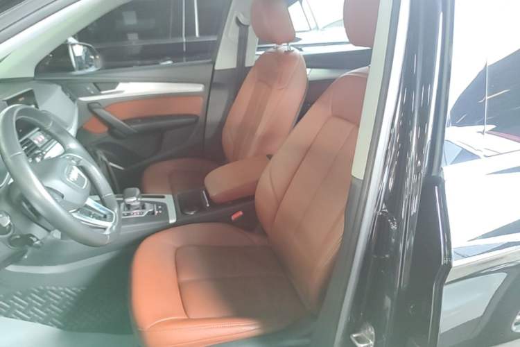 Used Audi Q5L 2018 40 TFSI Prestige Edition China V Left Front Seat
