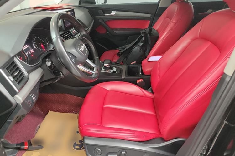 Used Audi Q5L 2018 40 TFSI Prestige Edition China V Left Front Seat