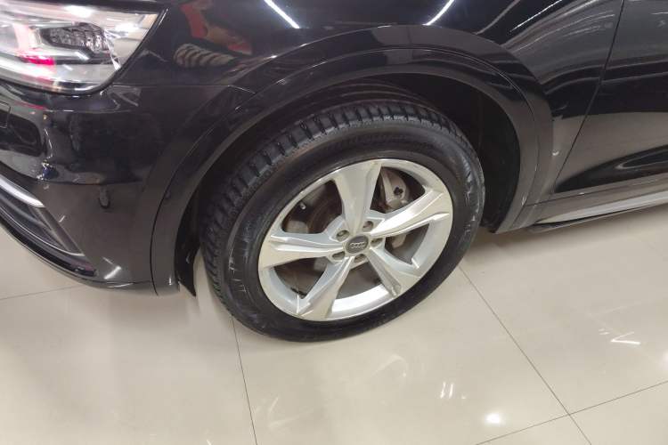 Used Audi Q5L 2018 40 TFSI Prestige Edition China V Left Front Wheel Hub