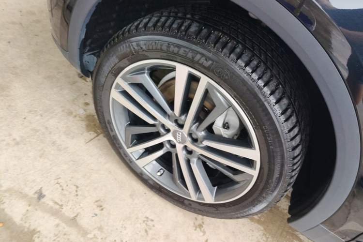 Used Audi Q5L 2018 45 TFSI Prestige Elegant Version China V Left Front Wheel Hub