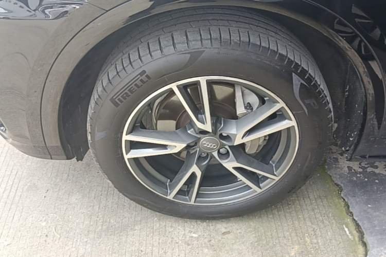 Used Audi Q5L 2018 40 TFSI Prestige Fashion Edition China V Left Front Wheel Hub