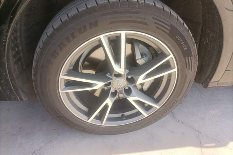 Used Audi Q5L 2018 40 TFSI Prestige Fashion Edition China V Left Front Wheel Hub